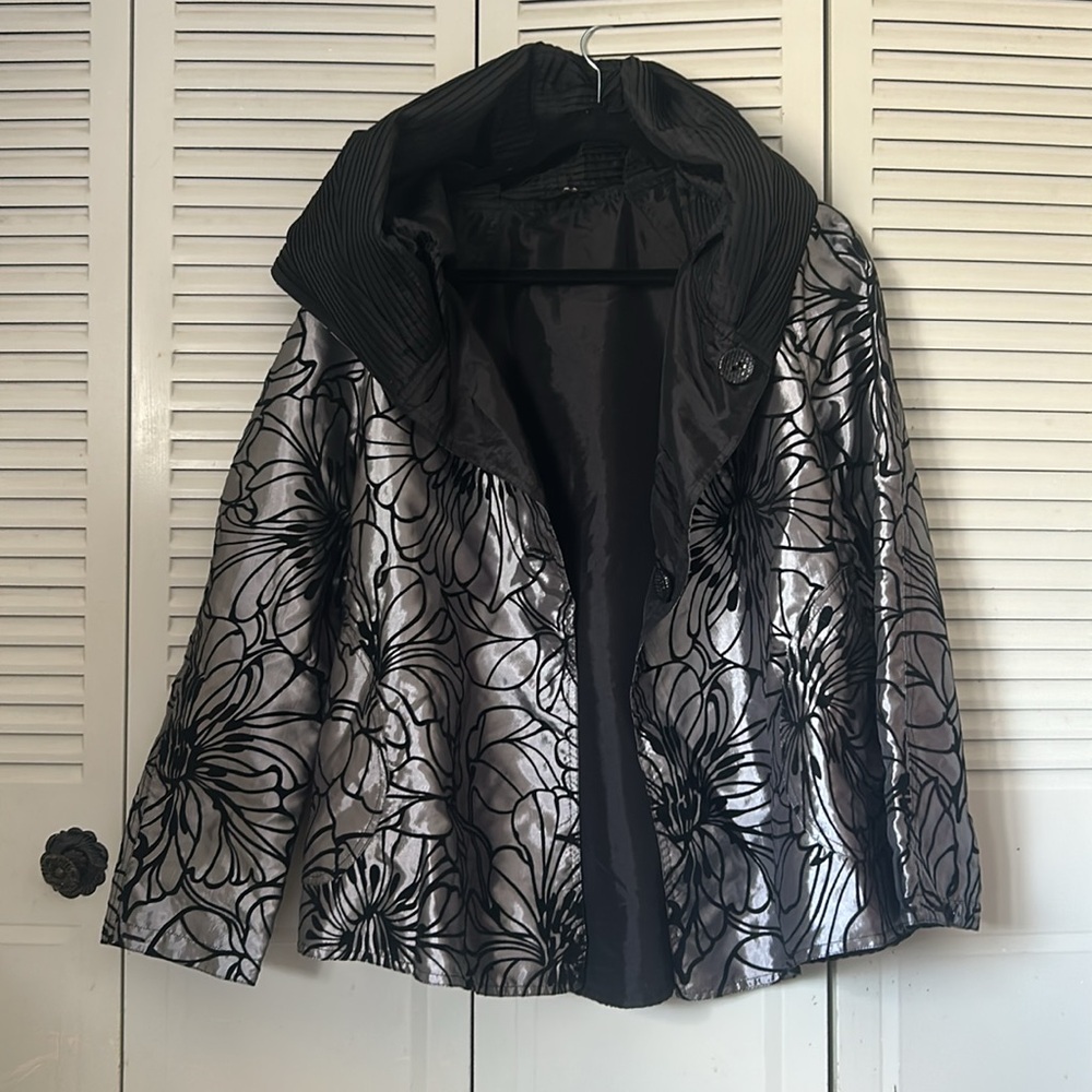 Silver and black Women's  hoodie  reversible coat vintage - Picture 2 of 10